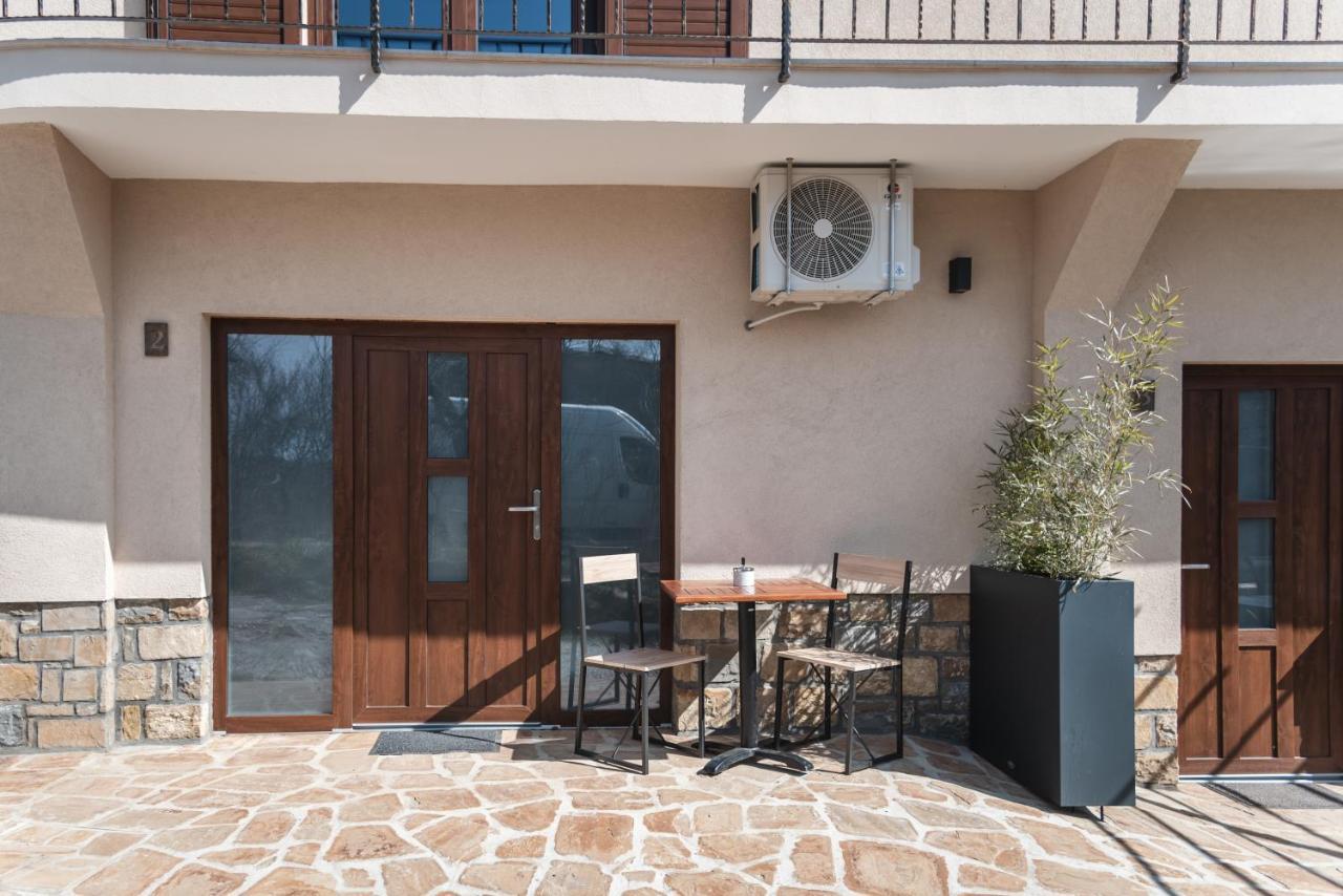 Hisa Kapis With Hot Tube Διαμέρισμα Κόπερ Εξωτερικό φωτογραφία