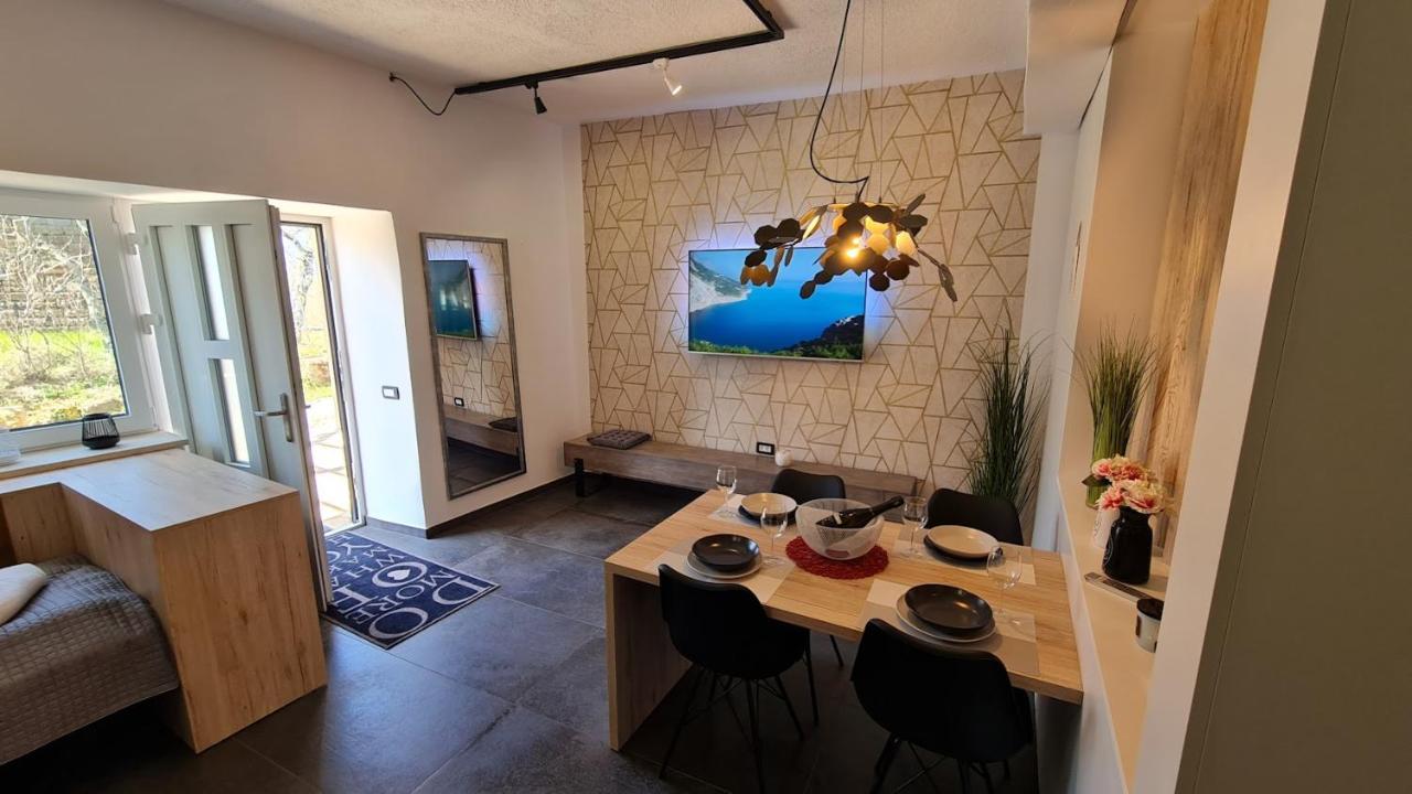 Hisa Kapis With Hot Tube Διαμέρισμα Κόπερ Εξωτερικό φωτογραφία