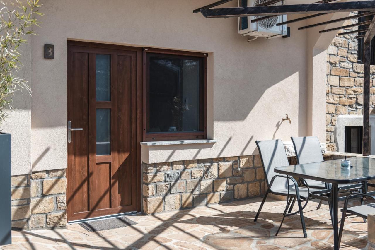 Hisa Kapis With Hot Tube Διαμέρισμα Κόπερ Εξωτερικό φωτογραφία